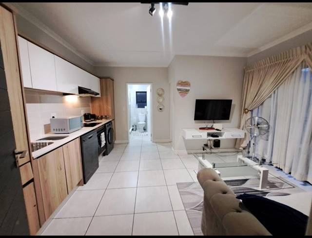 1 BEDROOM PROPERTY TO RENT IN BLYDE RIVERWALK ESTATE